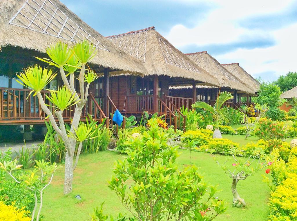 Laguna Reef Huts Nusa Lembongan  Luaran gambar
