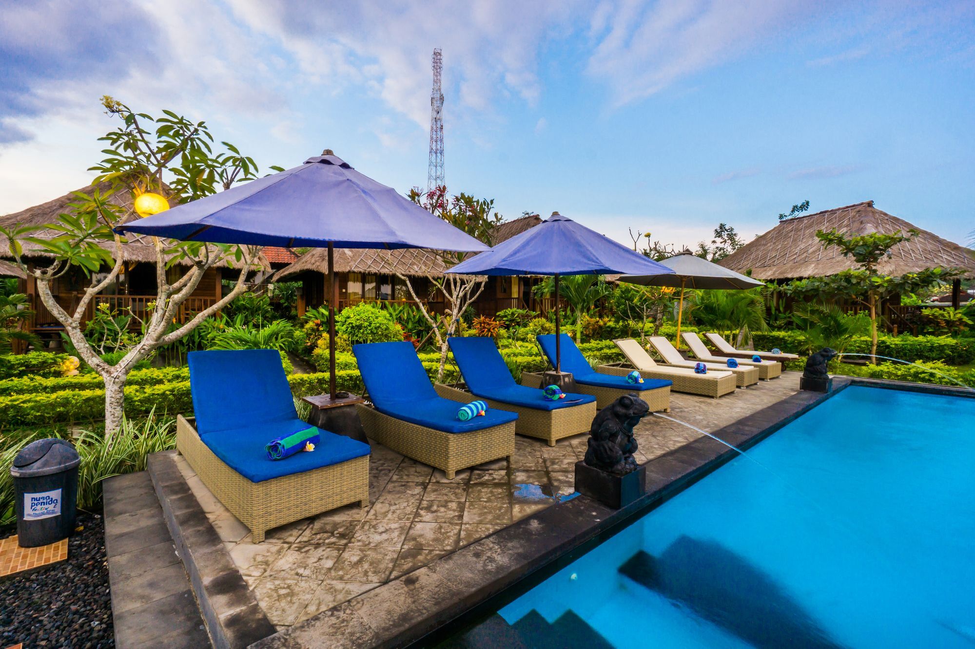 Laguna Reef Huts Nusa Lembongan  Luaran gambar